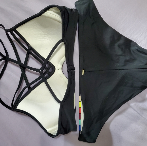 VS PINK early 2010's bikini set - Picture 5 of 6